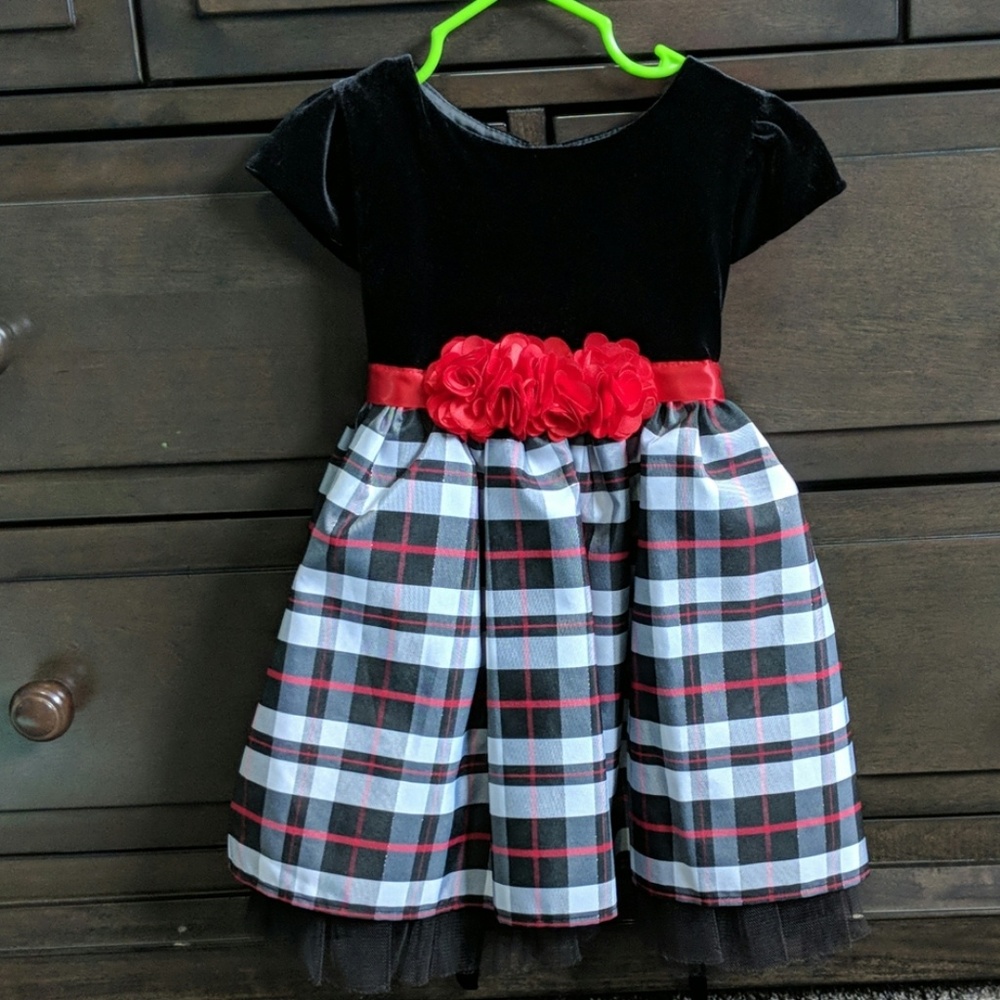 Toddler dress EUC velvet top and plaid skirt